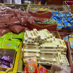 Nhang thảo dược Tây Tạng Sera 31 hương vị, nhang thảo dược Tây Tạng đóng hộp nhỏ, nhang thảo dược nguyên chất Tây Tạng