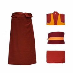 [Bộ 4 món] Trang phục tu sĩ Lạt Ma gồm khăn choàng len, khăn choàng cashmere Tây Tạng, áo gi lê Dongga, váy và bộ thắt lưng.