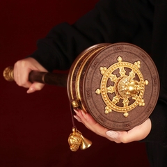 Kinh Luân cầm tay