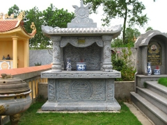 Mộ đá một mái 04