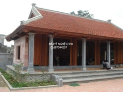 Nhà thờ họ 13