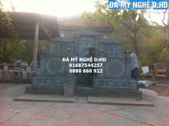 mộ đá đôi 28 -Mo da doi khuôn viên nhỏ