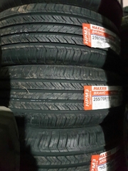 Lốp Maxxis 255/70R15