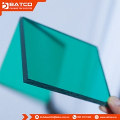 Tấm Poly màu xanh xuyên sáng