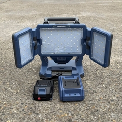 ĐÈN CHIẾU ÁNH SÁNG YAMASU YMS-MD50 PIN 21V