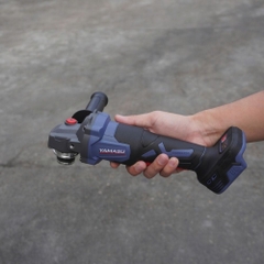 MÁY MÀI CẦM TAY YAMASU MMP10102CTBG2 (CÔNG TẮC BÓP)