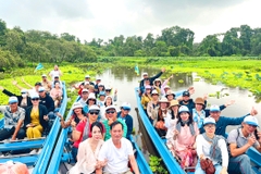 TOUR VIP 8 TỈNH MIỀN TÂY HÀNH TRÌNH VỀ MIỀN SÔNG NƯỚC – TRỌN VẸN HƯƠNG SẮC TÂY NAM BỘ