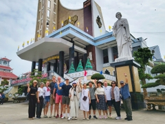 TOUR MIỀN TÂY THAM QUAN 04 TỈNH: CẦN THƠ - CÀ MAU - BẠC LIÊU - MẸ NAM HẢI - SÓC TRĂNG 2N - 1Đ. KS 3 SAO.