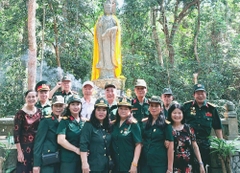 THAM QUAN ĐỊA ĐẠO CỦ CHI 1/2 NGÀY - SỐNG LẠI KÝ ỨC HÀO HÙNG