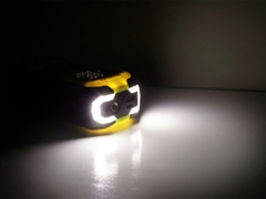 Máy bơm hơi dùng pin Stanley SXIF0101 (có đèn led, sạc dự phòng)