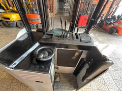 Xe nâng hàng, hiệu Nissan, động cơ điện, Model U01F15, Số khung R1G-18633, sx2011