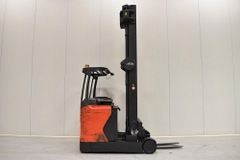 Xe nâng điện cũ Reach truck cũ ngồi lái 2 tấn R 20-01 Linde