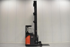 Xe nâng điện cũ Reach truck ngồi lái 1.6 tấn R 16 SHD-12 Linde