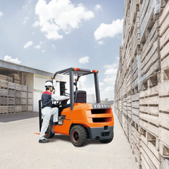 Xe nâng dầu Toyota FDZN25
