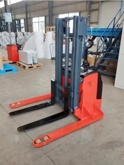Xe nâng điện stacker 1.5T-2.0T