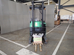 Xe nâng điện cũ reachtruck 1.4 tấn Toyota 8FBR14, chiều cao nâng 4m. Sx 2021