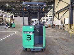 Xe nâng điện cũ reachtruck 1.4 tấn Toyota 8FBR14, chiều cao nâng 4m. Sx 2021