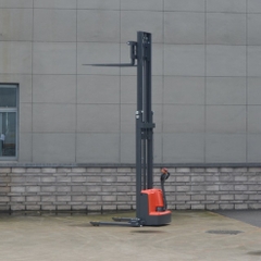Xe nâng điện stacker Interlift CL13GHY series