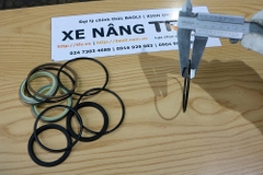 Bộ phớt Xylanh xe nâng TCM mã 23353-05162 hiệu YuanSong, hàng mới 100%