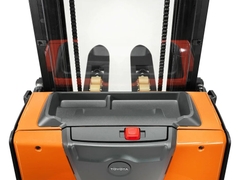 Xe nâng điện BT Staxio SWE120-140