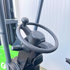 Xe nâng điện lối đi siêu hẹp Interlift MJ series 2.0 tấn (Articulated Forklift)