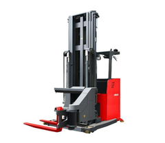 Xe nâng điện VNA đứng lái MC16