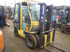 Xe nâng dầu cũ ngồi lái hiệu Komatsu FD30HT-12, 3 tấn, nâng cao 3m, năm 1996, SK 51724. Mã XC.D30KOD30.00276