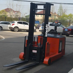 Xe nâng điện stacker Interlift CPD20J-R series