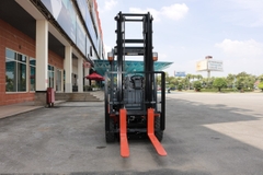 Xe nâng điện Toyota 8FBN25 2,5 tấn do TFV chụp thực tế tại kho