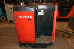 Xe nâng hàng,hiệu TOYOTA,động cơ điện,model 7FBR15,số khung 7FBR15-36292,sức nâng 1500kg .Năm sx 2011.Hàng đã qua sử dụng - XC.R15TOD30.00175