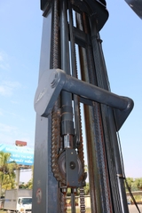 Xe nâng hàng,hiệu LINDE,động cơ điện, model R20-01 ,số khung H21120E02390, sức nâng 2000kg .Năm sx 2014 .Hàng đã qua sử dụng - XC.R20LIT975.00317