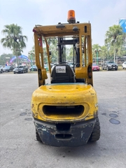 Xe nâng hàng,hiệu KOMATSU,động cơ dầu ,model FD30HT-12,số khung M151C-517242,sức nâng 3000 kg .Năm sx 1996 .Hàng đã qua sử dụng - XC.D30KOD30.00276