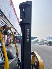 Xe nâng hàng,hiệu KOMATSU,động cơ dầu ,model FD30HT-12,số khung M151C-517242,sức nâng 3000 kg .Năm sx 1996 .Hàng đã qua sử dụng - XC.D30KOD30.00276