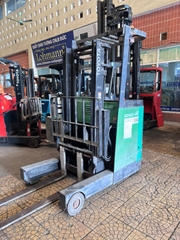 Xe nâng hàng, hiệu TOYOTA, động cơ điện, model 7FBR15, số khung 7FBR15-55477, sức nâng 1500kg. Năm sx 2014. Hàng đã qua sử dụng - XC.R15TOD30.00182