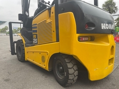 Xe nâng điện ngồi lái cũ 2.5 tấn, Komatsu FE25-1 nâng cao 4m 2015. XC.B25KOS30.00667