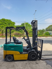 Xe nâng đã qua sử dụng, hiệu KOMATSU, Model FB25EXF-11, Serial M194-82002, chiều cao nâng 4000mm.