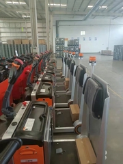 Xe đầu kéo 3 tấn Model XT30, hiệu Zowell, mới 100%
