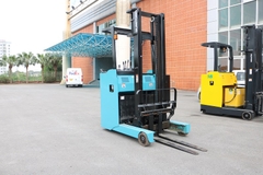 Xe nâng cũ Reach truck 1.5 tấn Sumitomo 61FBR15SE. Khung V4000. Sản xuất 2010. Mã XC.R15SUS40.00479