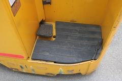 Xe nâng cũ Reach truck 1.5 tấn TCM FRHB15-8W1. Khung FSV5500. Sản xuất 2012. Mã XC.R15TCT55.00474
