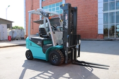 Xe nâng điện 2.5 tấn,hiệu Kion Baoli KBE25-01. Khung VFHM4700. Sản xuất 2022