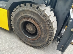 Xe nâng điện cũ 2.5 tấn Komatsu FB25EXF-11. Khung V4000. Sản xuất năm 2012. Mã XC.B25KOD25.00115