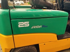 Xe nâng điện cũ 2.5 tấn Komatsu FB25EXF-11. Khung V4000. Sản xuất năm 2012. Mã XC.B25KOD25.00115