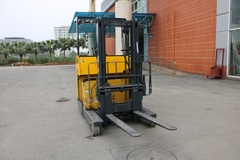 Xe nâng điện cũ Reach truck 2.5 tấn komatsu FB25RN-4