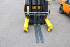 Xe nâng điện Reach truck cũ 1.5 tấn Komatsu FB15RL-15. Khung FSV5000. Sản xuất 2012. Mã XC.R15KOT50.00475