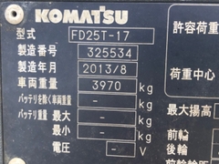 Xe nâng hàng tự hành 2.5 tấn hiệu KOMATSU FD25T-17. Nâng cao 3m. Sx 2013. XC.D25KOS30.00632