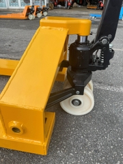 Xe nâng tay 5 tấn giá rẻ hiệu Interlift phiên bản Pro, tiêu chuẩn châu Âu