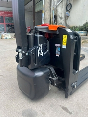 Xe nâng tay điện 2 tấn INTERLIFT F4 201. Sx 2024. Mới 100%. Mã XM.EP20EP001.00740