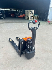 Xe nâng tay điện 2 tấn INTERLIFT F4 201. Sx 2024. Mới 100%. Mã XM.EP20EP001.00740