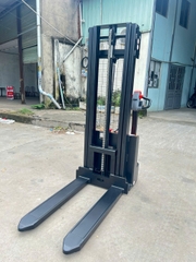 Xe nâng điện stacker 1.5 tấn Interlift EST152. Nâng cao 3m. Sx 2024. Mã XM.S15EPS30.00724
