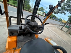 Thuê xe nâng điện cũ 2 tấn Komatsu FB20EXG-11. Nâng cao 4.5m. Sx 2012. Mã XC.B20KOD45.00191